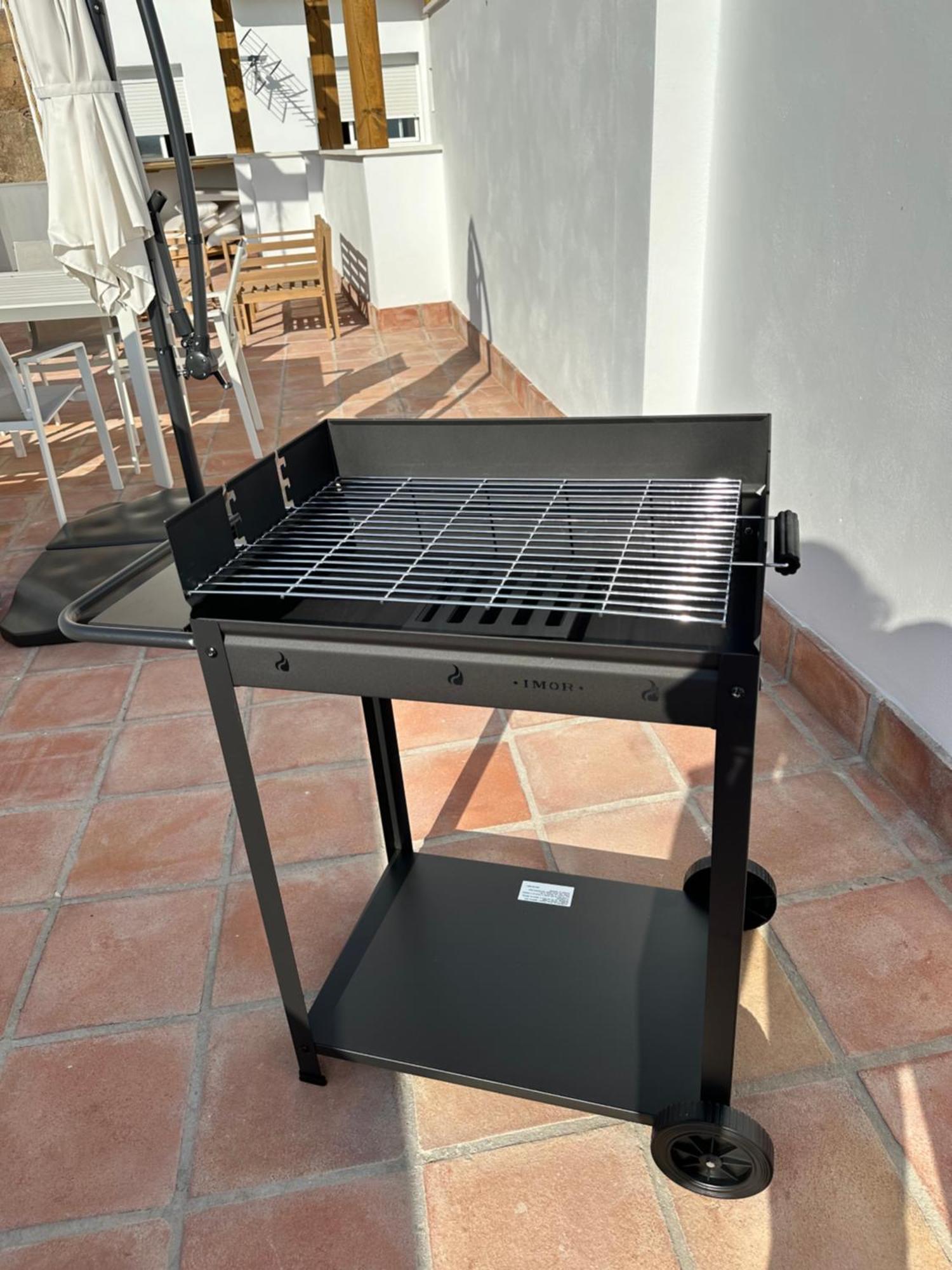 Atico Con Solarium Y Bbq Cerca Del Centro 6 Pax Lägenhet Málaga Exteriör bild